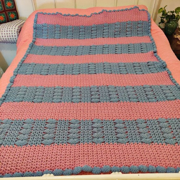 Vintage Hand Crochet Afghan Blue Pink Groovy Stripe MOD Funky Bi Pride Flag HEAR - Picture 1 of 11